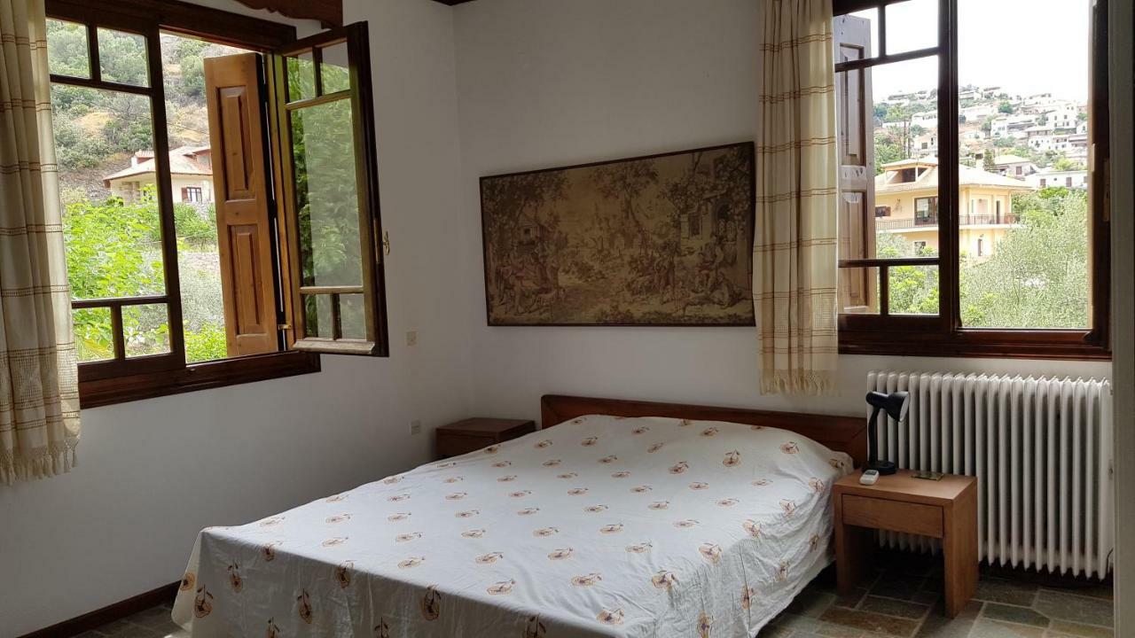 Ample Modern Country Home Νέα Επίδαυρος Εξωτερικό φωτογραφία